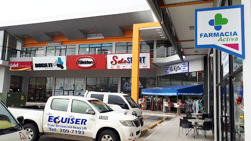Plaza Comercial Los Naranjos