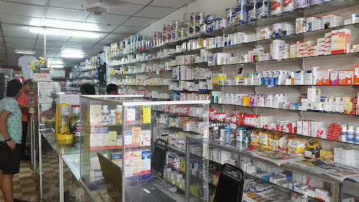 Farmacia Lee Ave Central