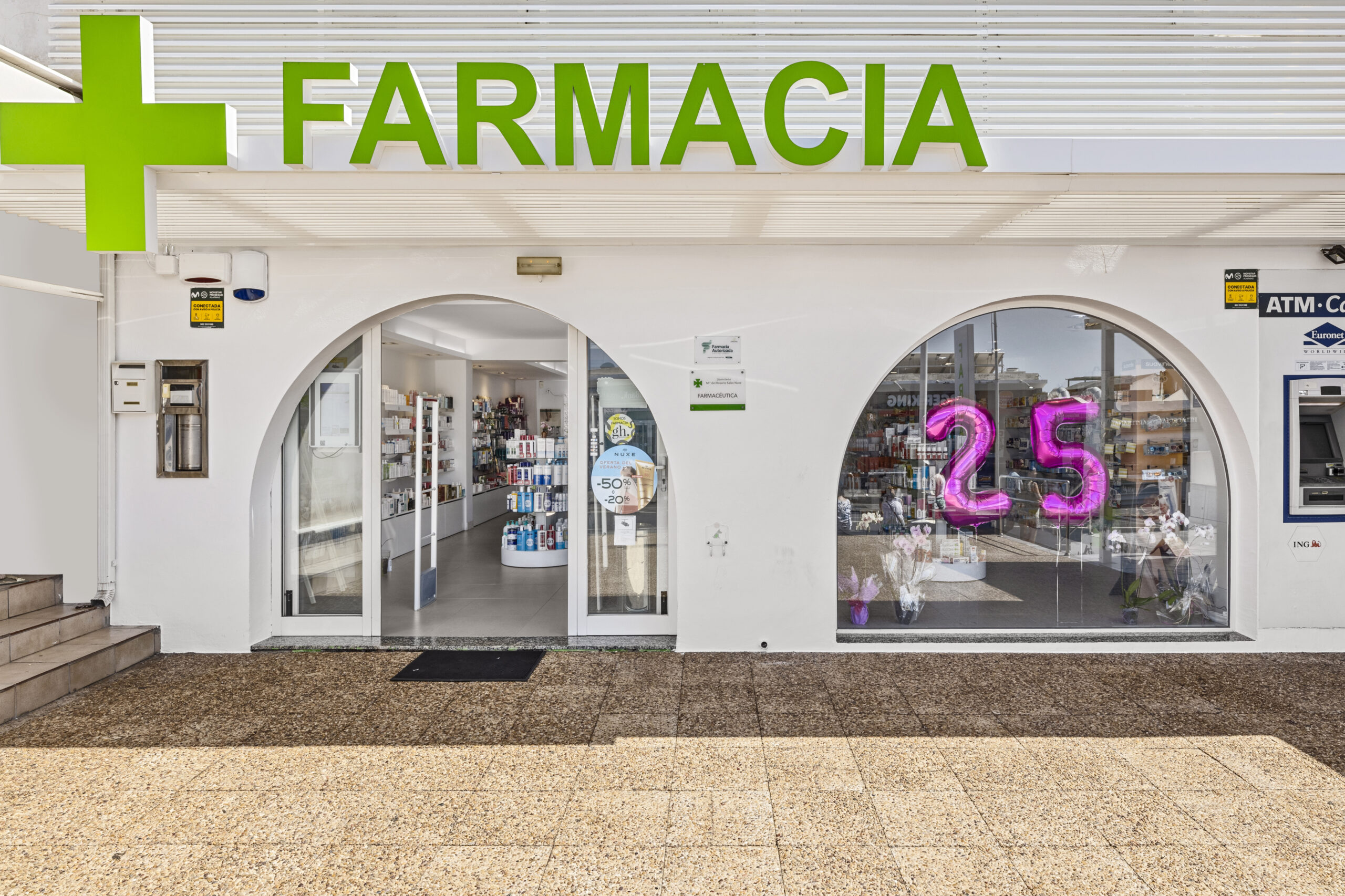 Opinión de Farmacias Del Carmen Tole Frente Municipio