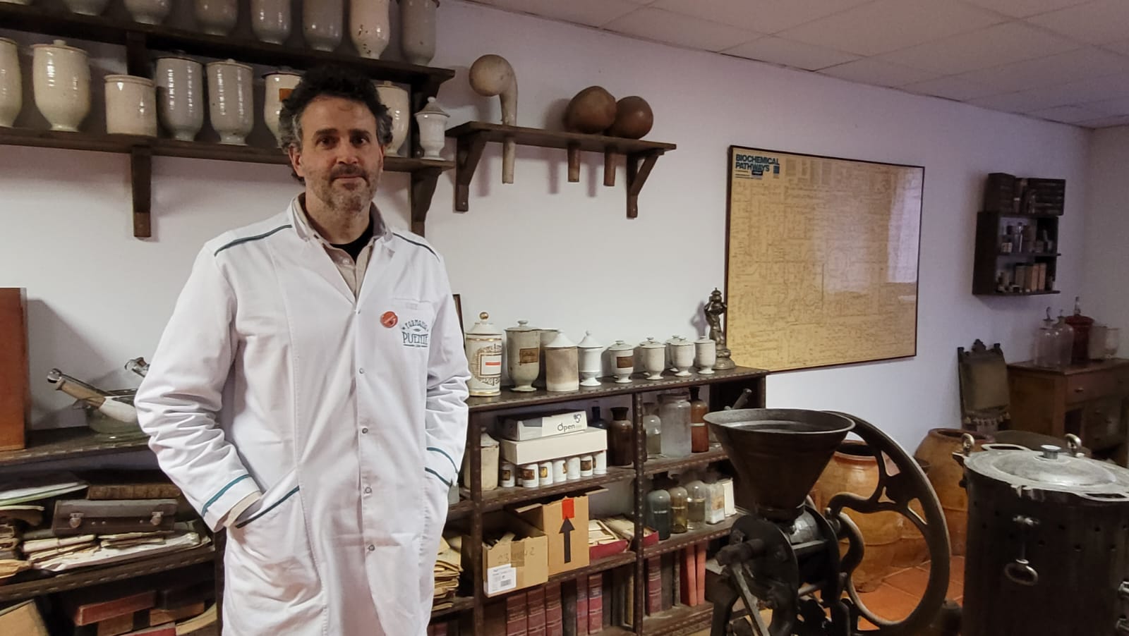 Opinión Farmacia Regis Casco Viejo: Experiencia y Servicio