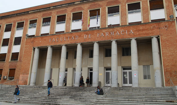 Opinión de Facultad de Farmacia 1 Opinión de Facultad de Farmacia: Análisis y Experiencia Estudiantil